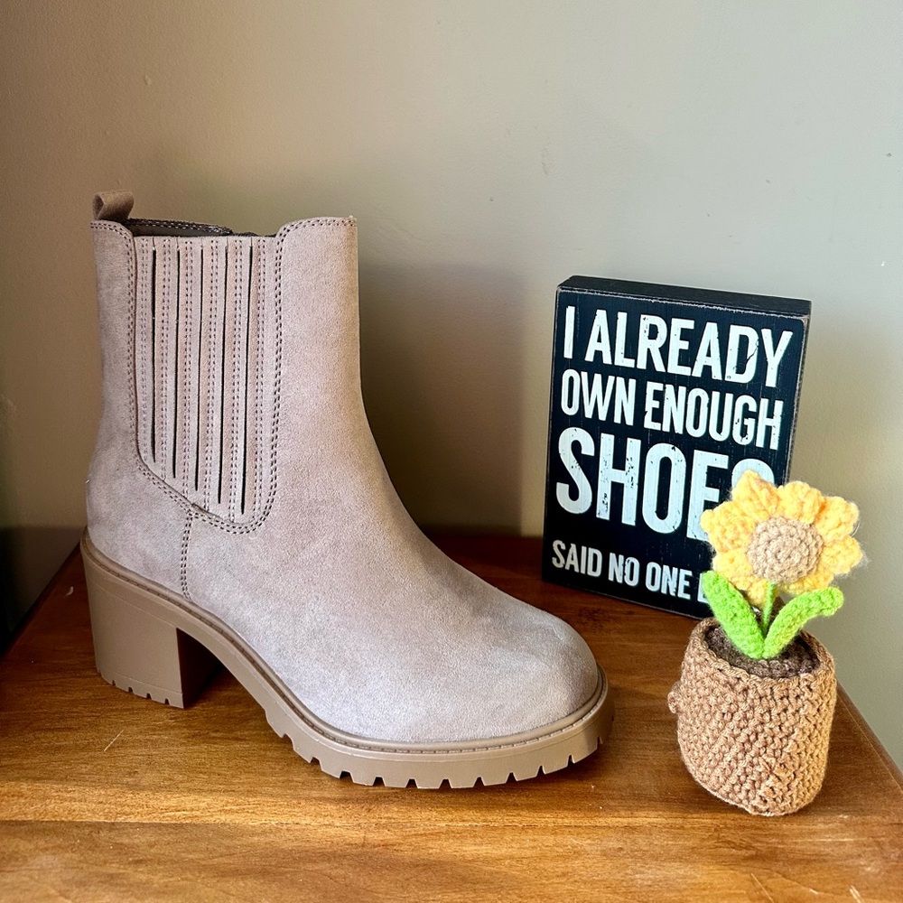 Sonoma Boots- BRAND NEW